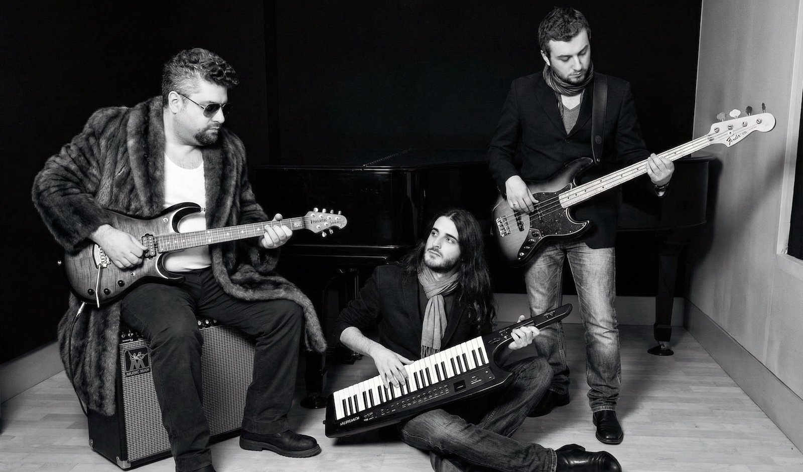 Primaluce, Paris-based progressive metal project, promotional band photo 2026