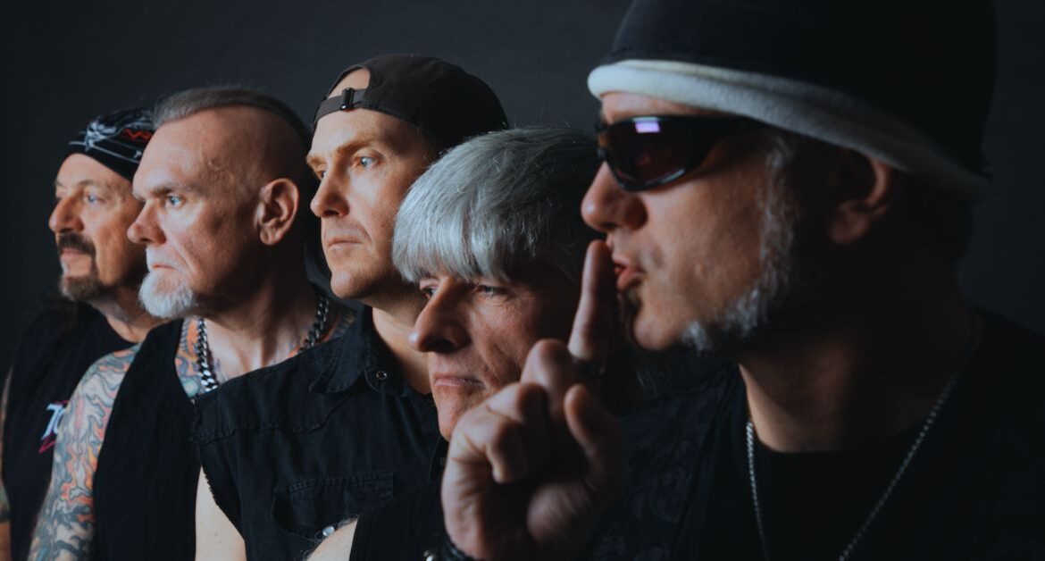 Toys That Bïte debut album You Have Been Warned, heavy rock album released March 2026